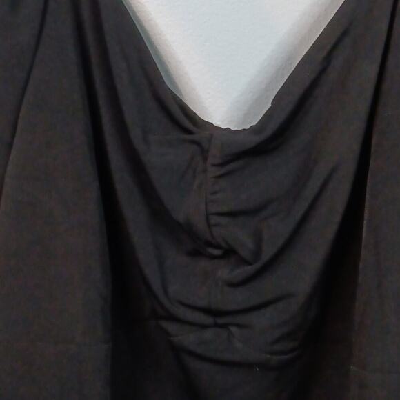 NWT Torrid Black Crop Top Size 2X - Picture 2 of 7